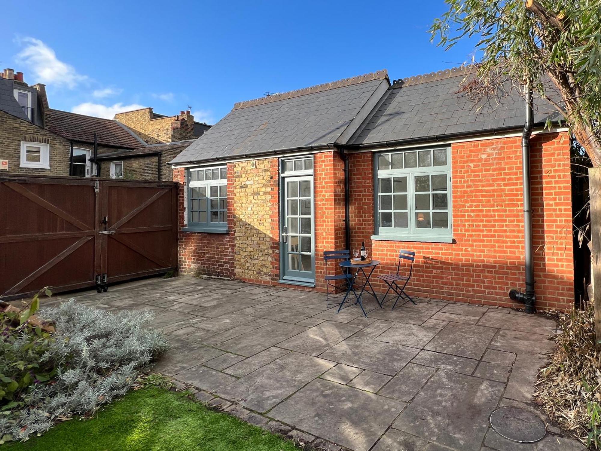 Forge Cottage - Pretty 1 Bedroom Cottage With Free Off Street Parking London Kültér fotó